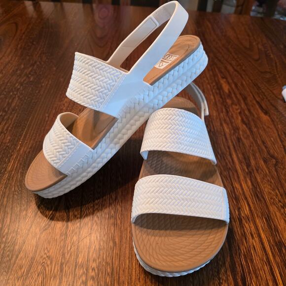 Reef Shoes - REEF Women's Water Vista Sandals White/Tan Slingback Espadrille like braids SZ 9